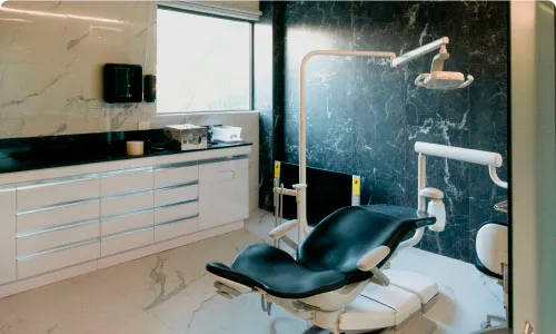 Second stage of All-on-4 dental implants at A1 Smile Design Clinic, demonstrating precise implant placement.