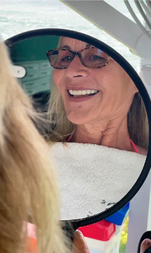 Patient’s smile after successful All-on-4 dental implant treatment in Mexico, highlighting natural and lasting results