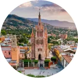 Professional All-on-4 dental implant solutions in San Miguel de Allende, Mexico.